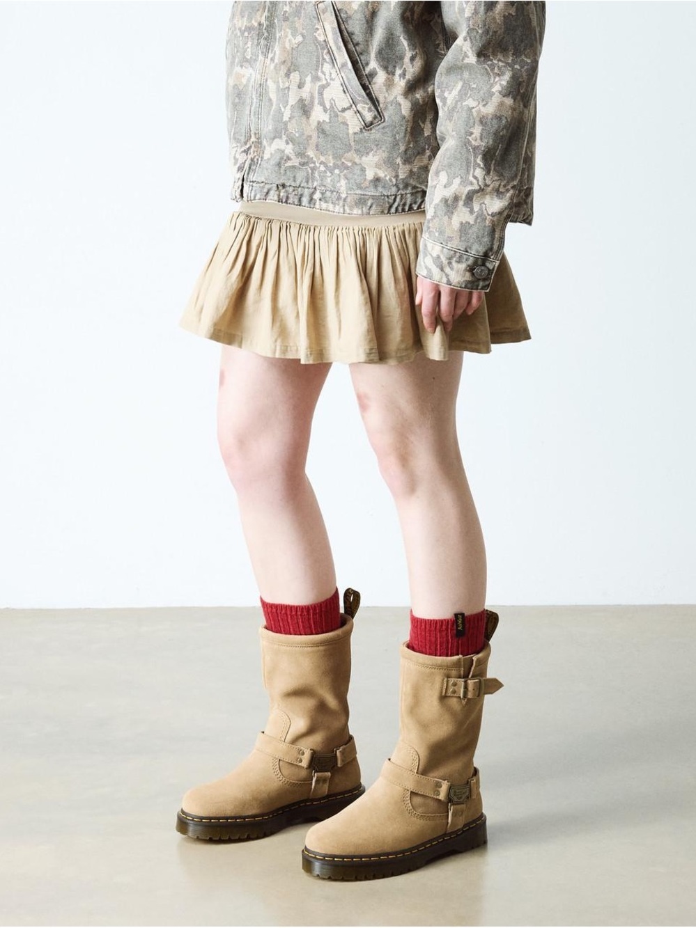 Dr. Martens ANISTONE HI boots - Picture 2 of 11